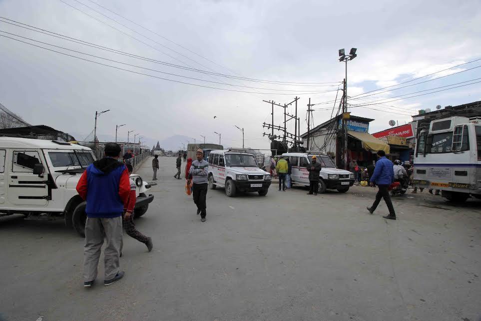 Restrictions in Lal Chowk, Maisuma for 2ND consecutive day